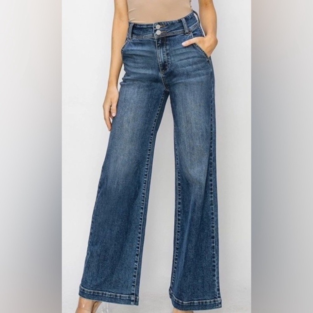 High-Rise Wide Leg Jeans in Dark Blue Wash